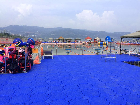 云南綏江金沙水上漂浮樂園