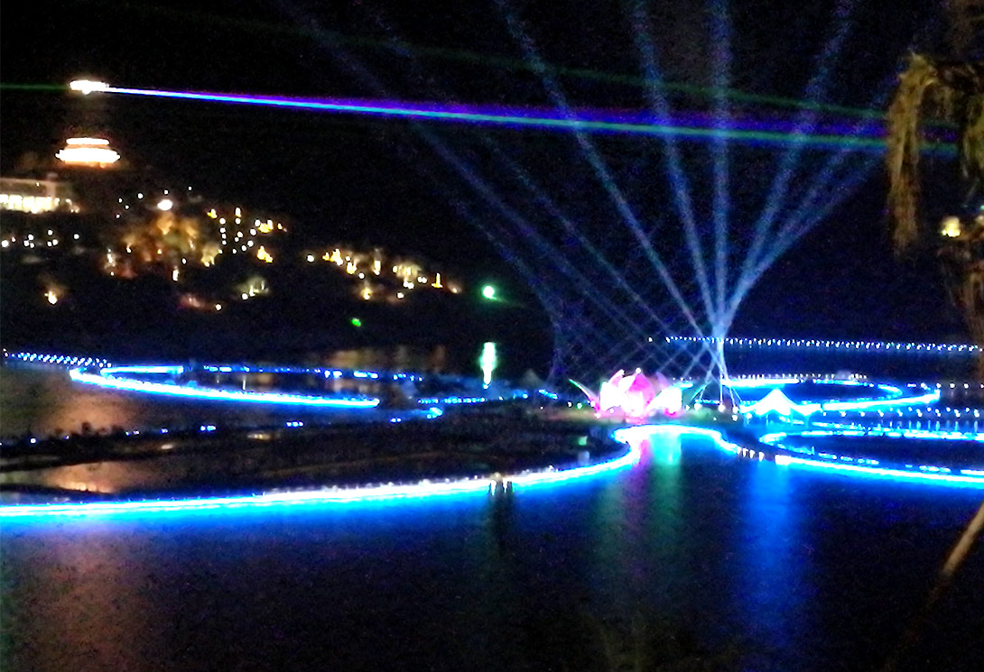 貴州羅甸水上大型漂浮樂園