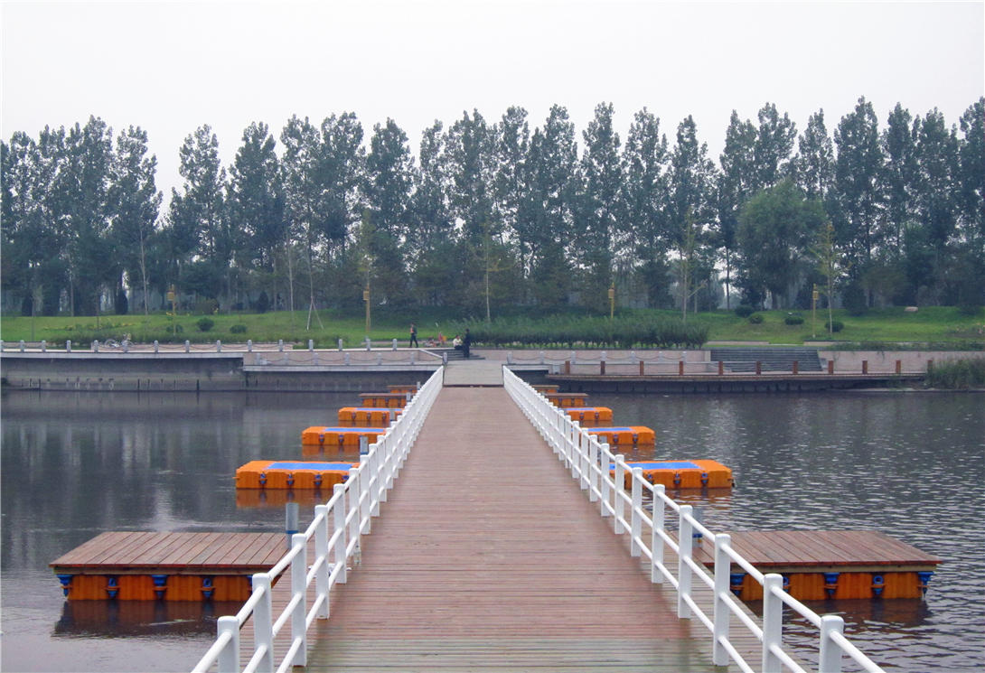 山西臨汾水上浮橋