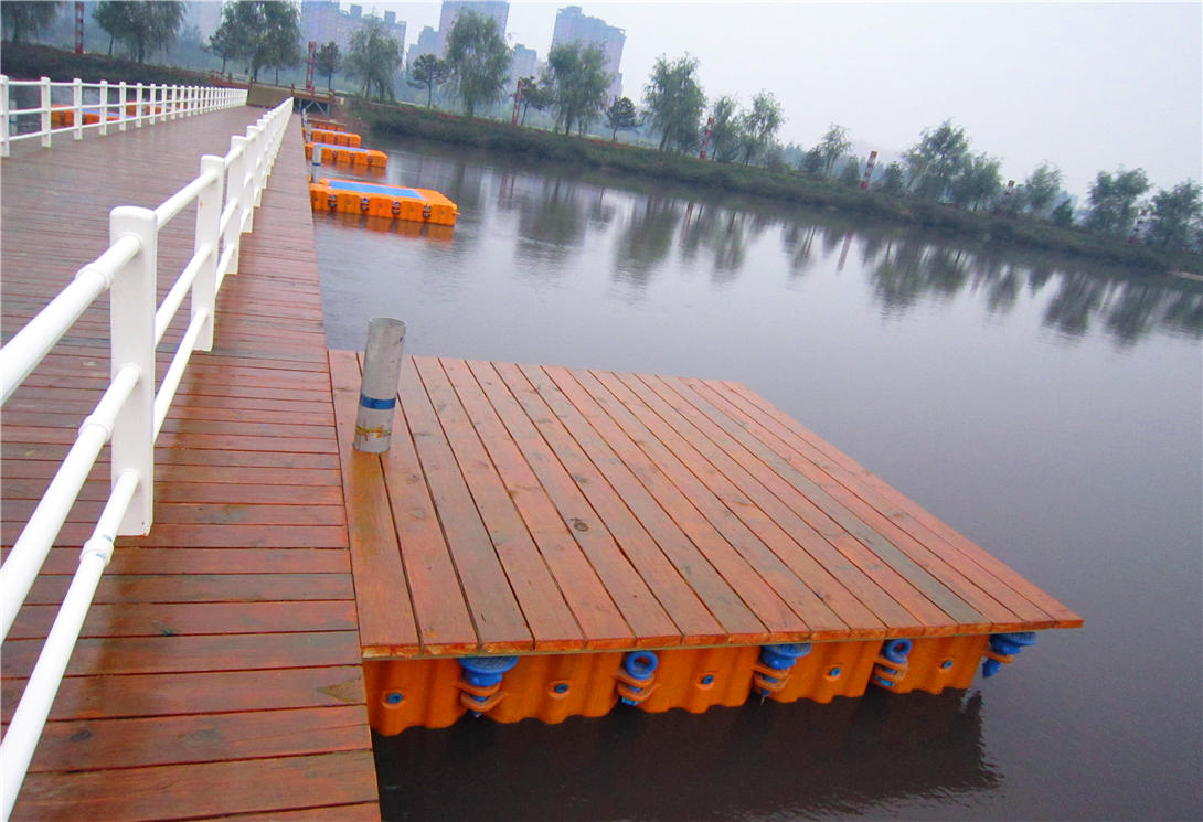 山西臨汾水上浮橋