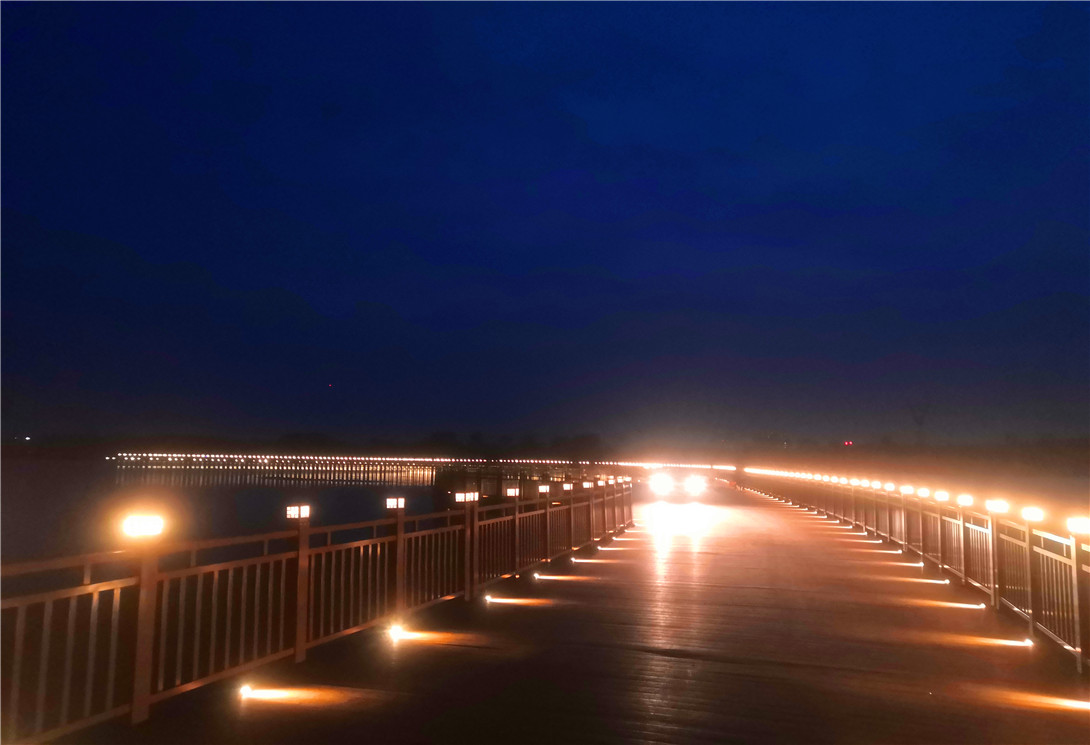 國內首座采煤塌陷區1.5公里大型車行文化浮橋