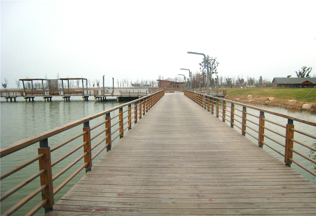 蘇州陽(yáng)澄湖水上浮橋