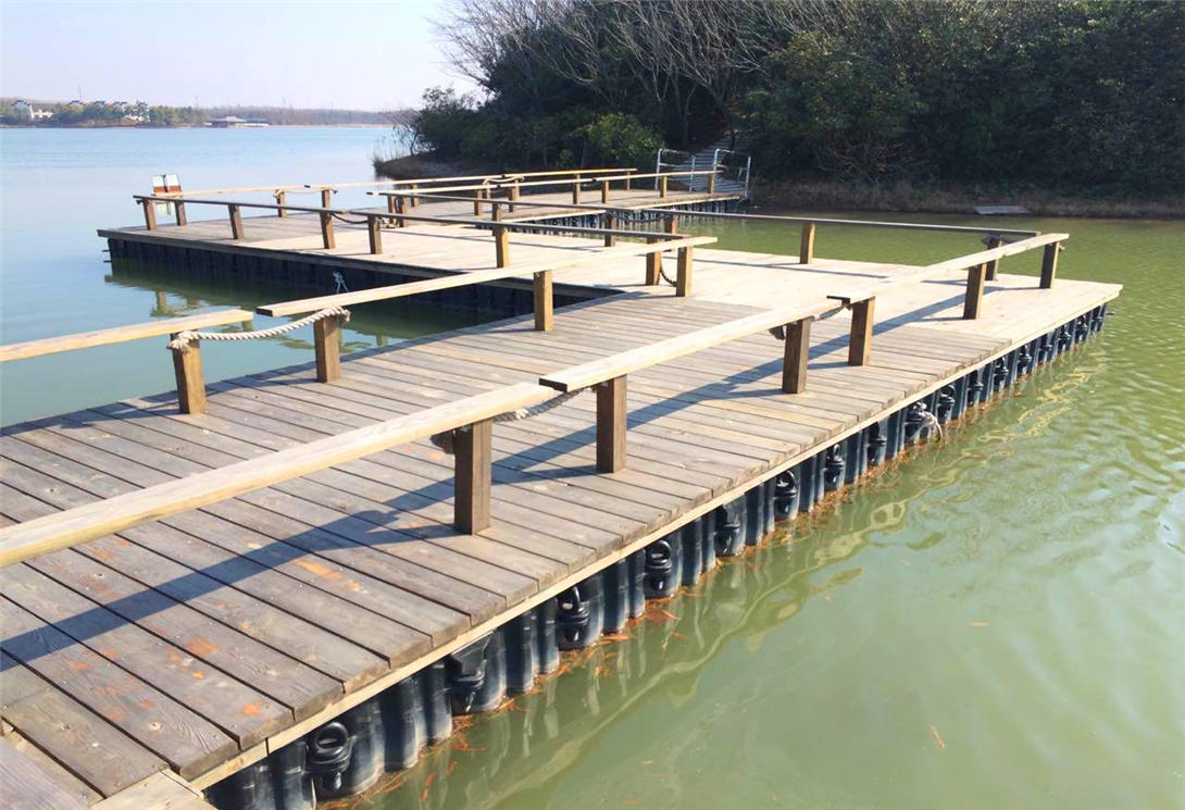 上海海灣國家森林公園浮橋