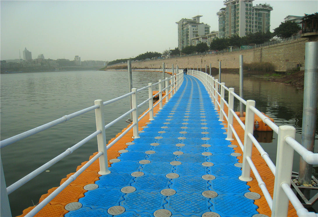 四川內江水上浮橋