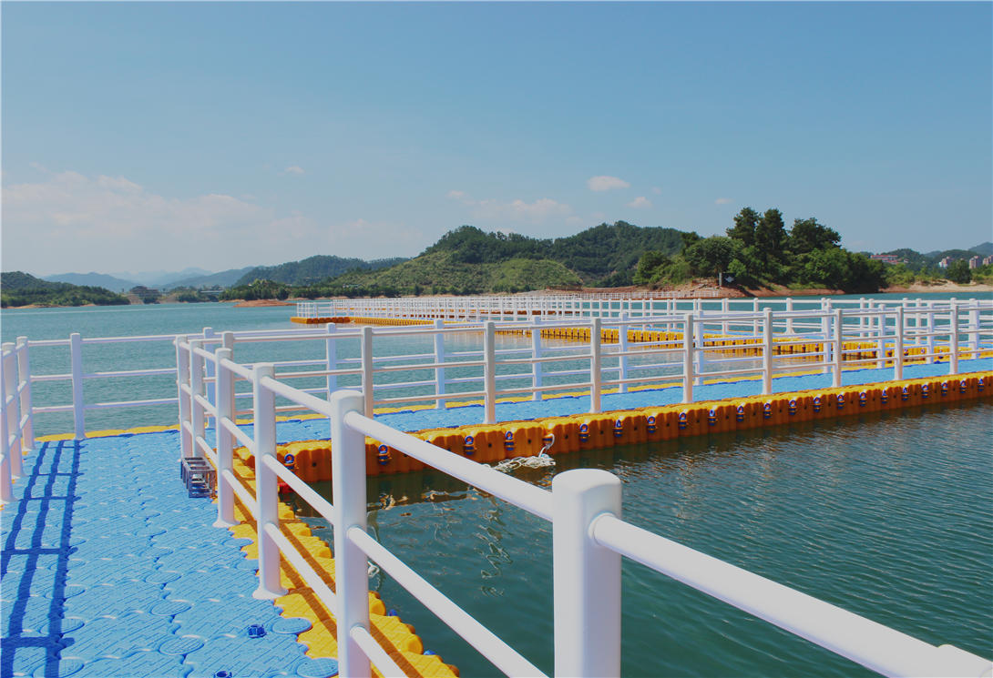 浙江杭州千島湖濱江希爾頓酒店水上浮橋