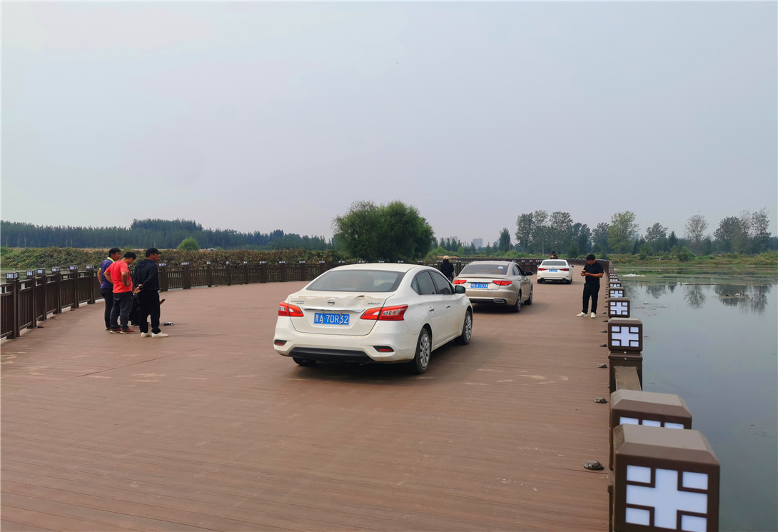 國內首座采煤塌陷區1.5公里大型車行文化浮橋