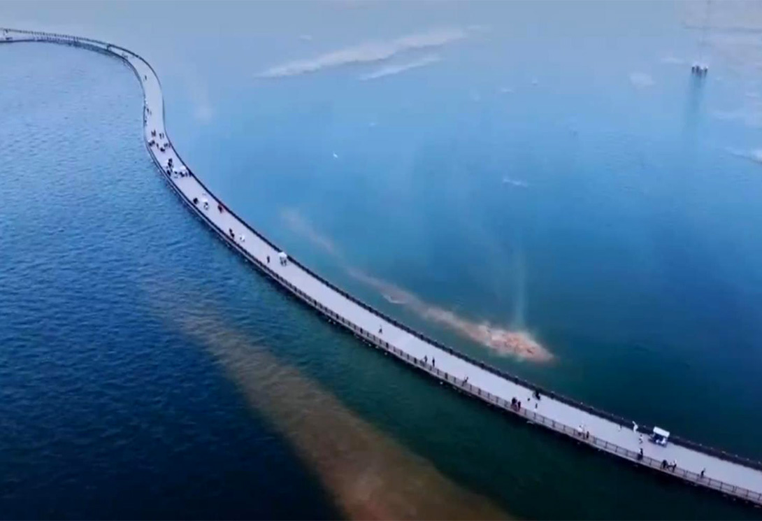 國內首座采煤塌陷區1.5公里大型車行文化浮橋