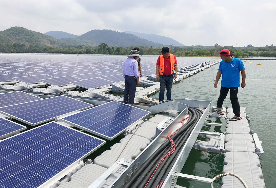 越南平順省 200MW 大型水上漂浮光伏...