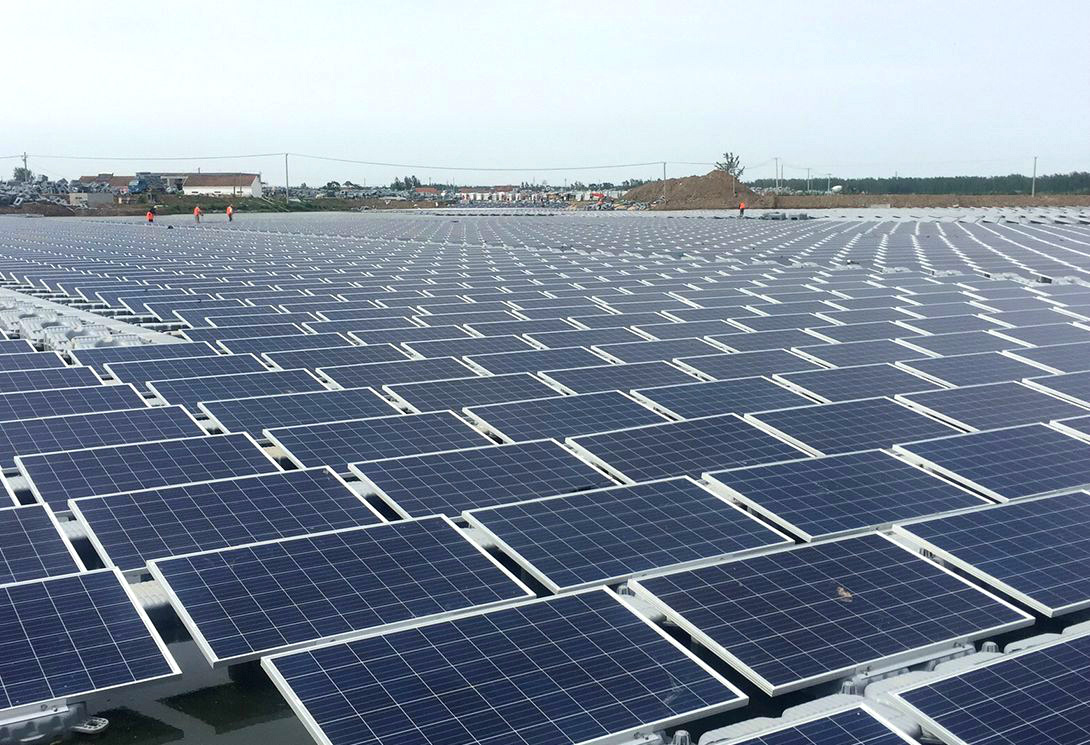 江蘇鹽城30MW水上光伏漂浮電站