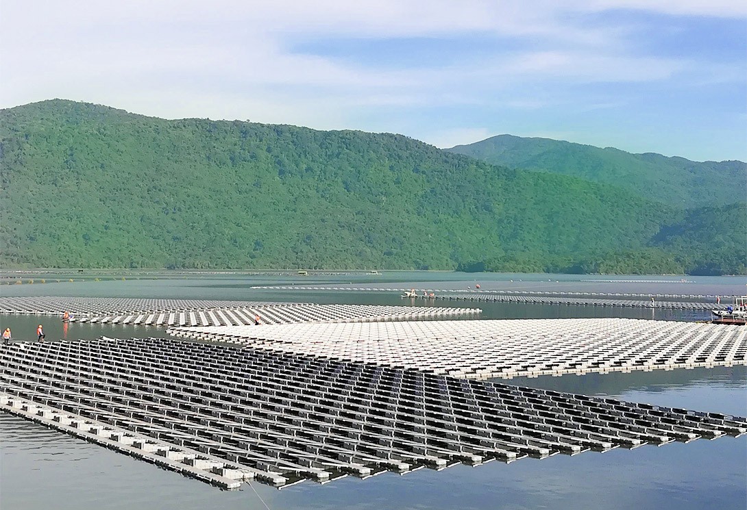 越南平順省 200MW 大型水上漂浮光伏...