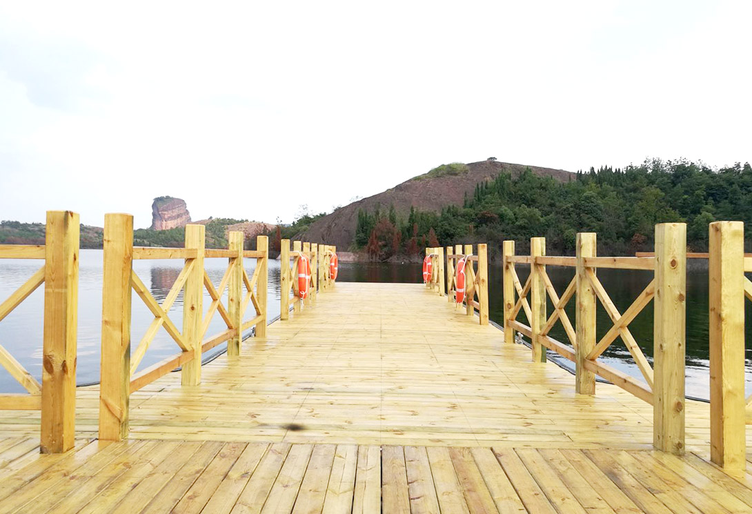 江西上饒龜峰景區碼頭