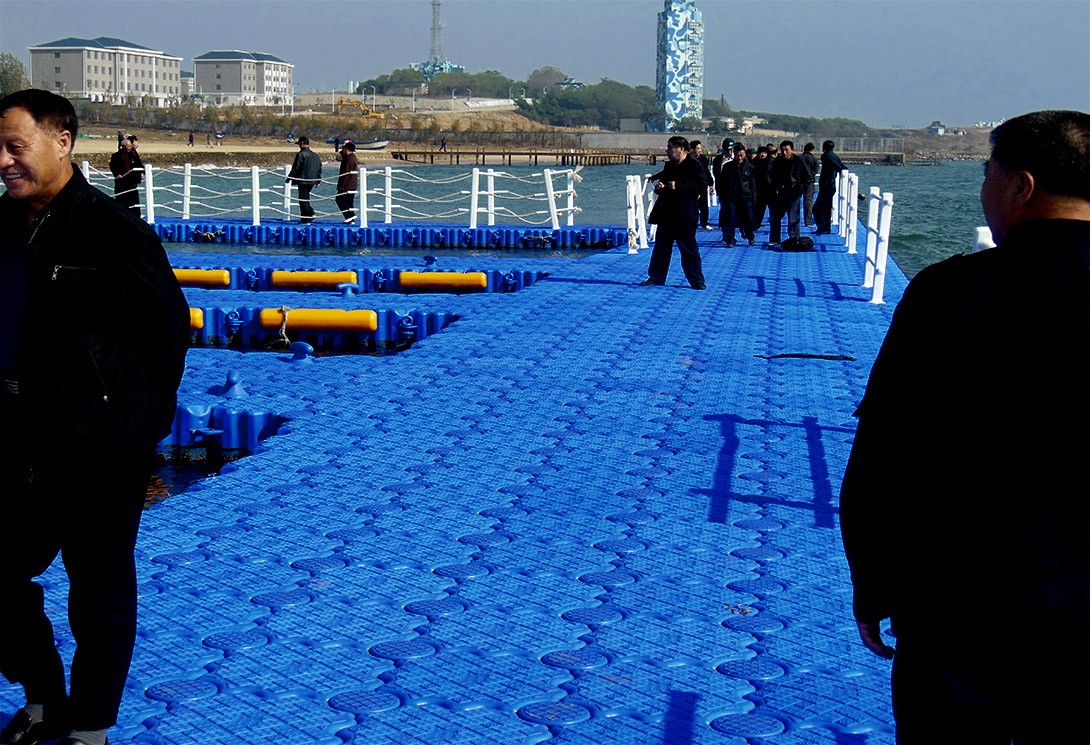 河北山海關海上浮橋和游艇碼頭