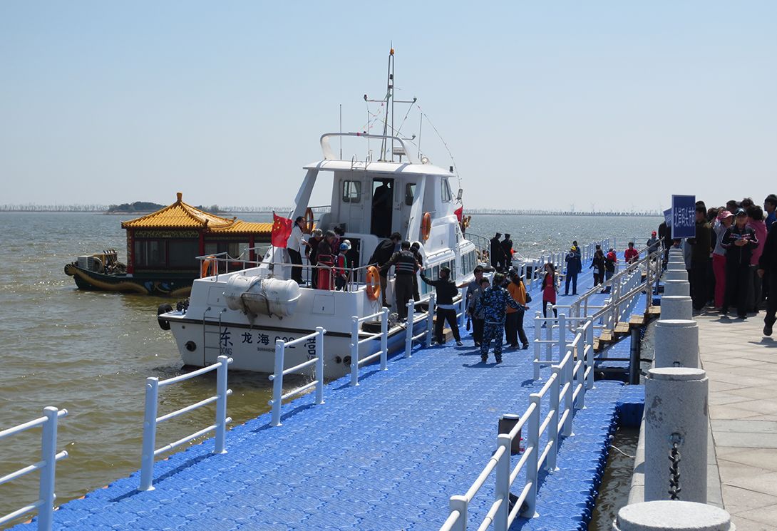 山東東營天鵝湖度假區碼頭