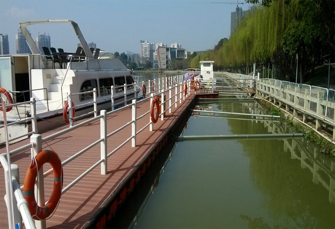 四川金堂浮動碼頭
