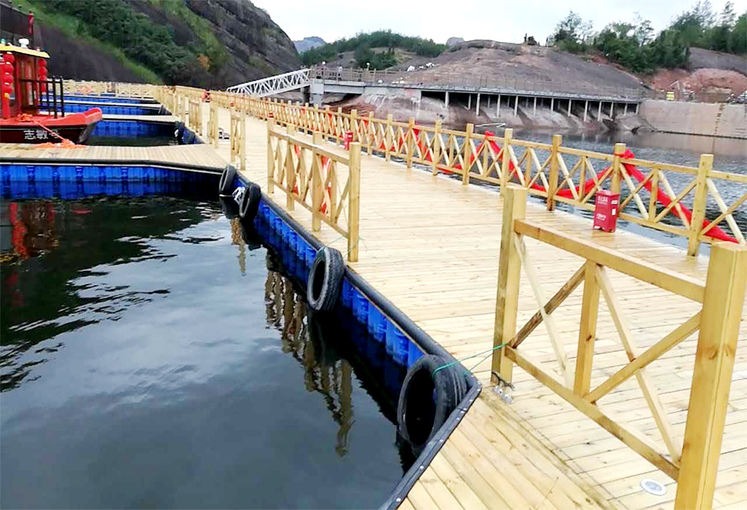 江西上饒龜峰景區碼頭