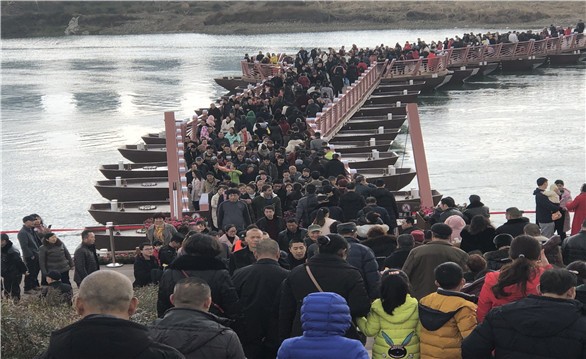 鋼結(jié)構(gòu)定制欄桿