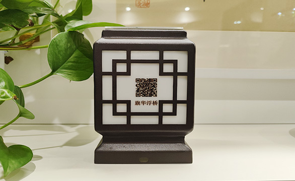 浮橋欄桿燈光