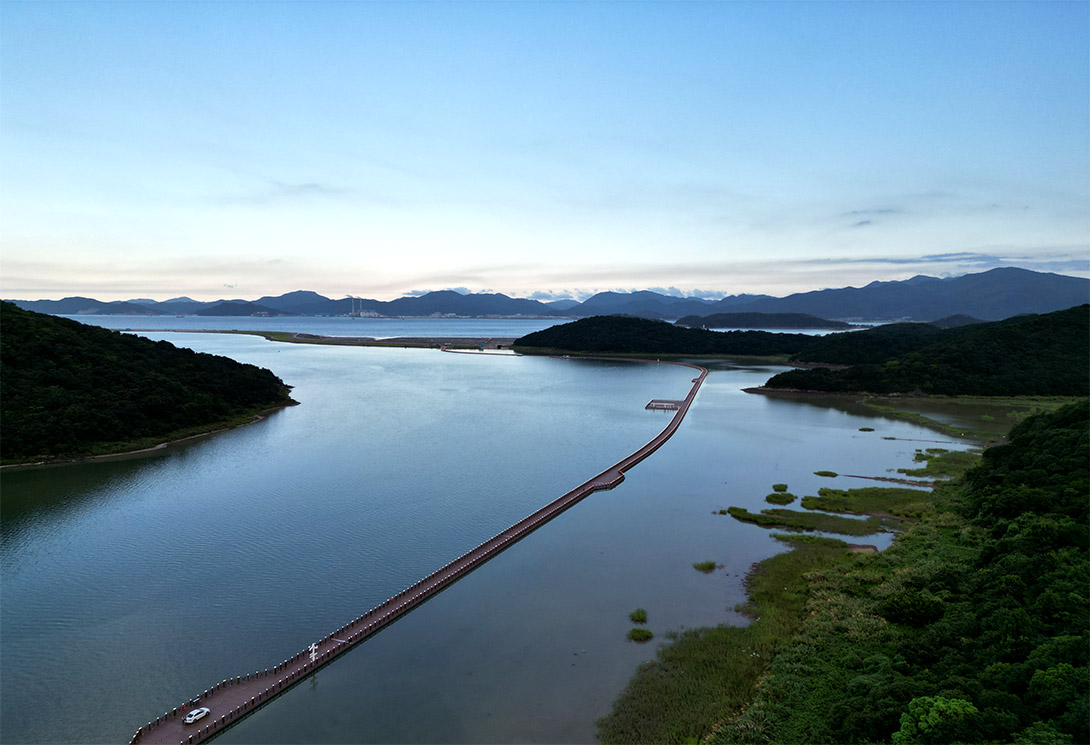 寧波海上2703.51米新一代行浸式車行景觀浮橋