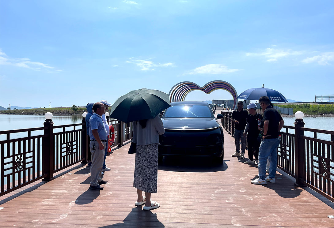 寧波海上2703.51米新一代行浸式車行景觀浮橋