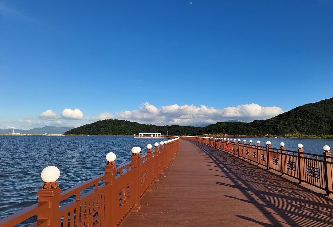 寧波海上2703.51米新一代行浸式車行景觀浮橋