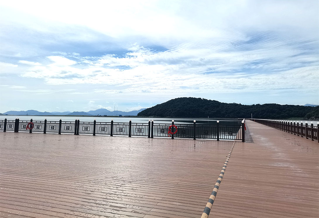 寧波海上2703.51米新一代行浸式車行景觀浮橋