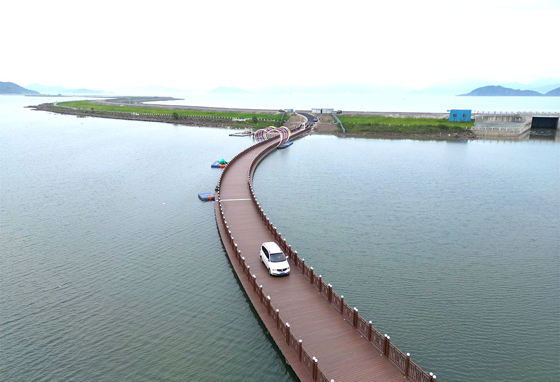 寧波海上2703.51米新一代行浸式車行景觀浮橋