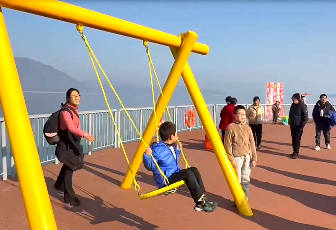 黃山區(qū)太平湖新一代文化景觀主題浮橋