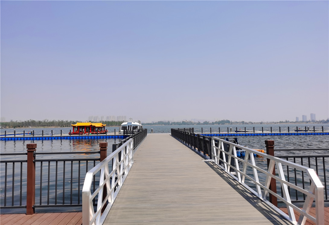 河北石家莊滹沱河大型高檔觀光游艇碼頭