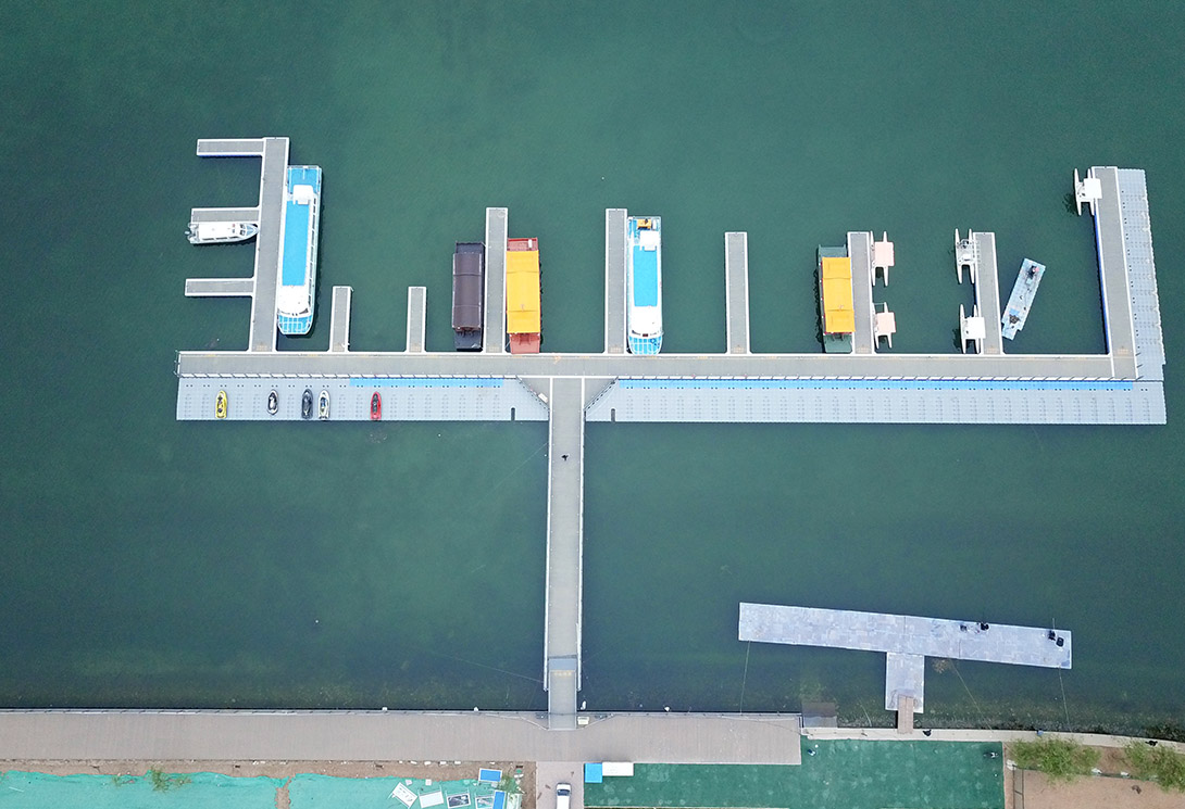 河北石家莊滹沱河大型高檔觀光游艇碼頭