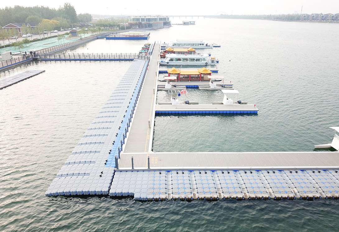 河北石家莊滹沱河大型高檔觀光游艇碼頭